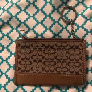 Coach - brown/tan card/coin holder